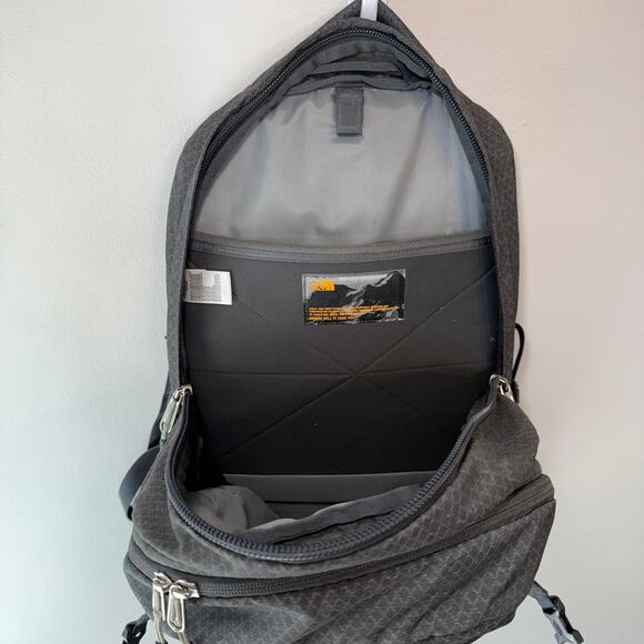 The North Face Women's Borealis Backpack Asphalt Grey Heather Subtle Green - Picture 7 of 13